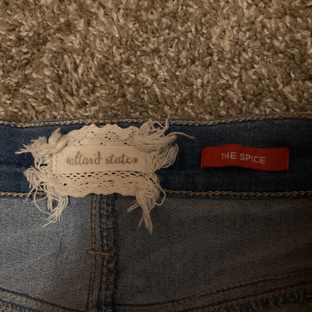 Altar’d state jeans - Picture 2 of 7